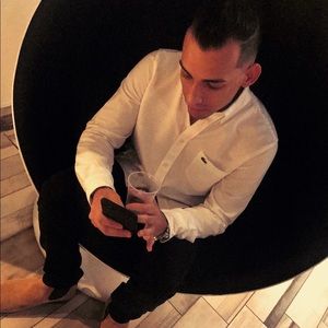 Meet your Posher, Enzo